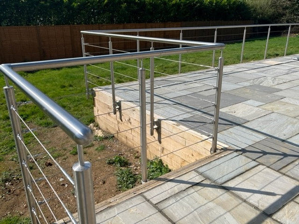 A simple guide to tensioning wire rope balustrades